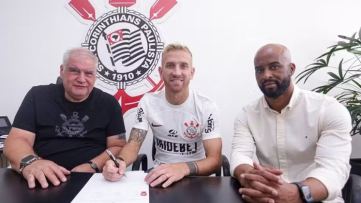 Corinthians 2025: Reforços de Peso, Jovens Talentos e Ambição no Mercado da Bola