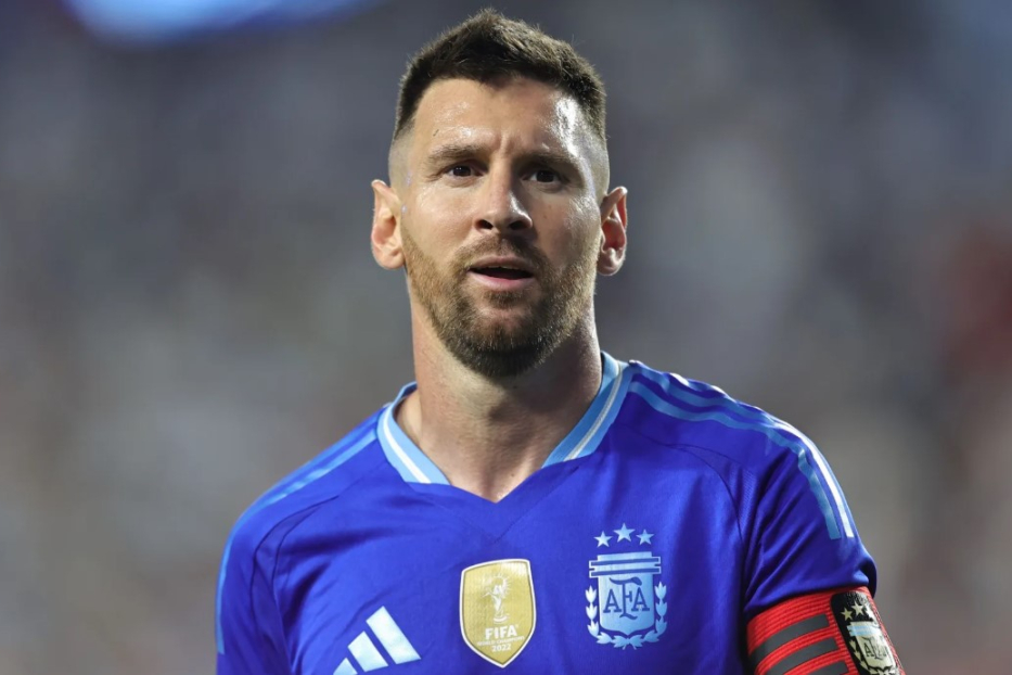 Lionel Messi: A Jornada do Mestre do Futebol Moderno