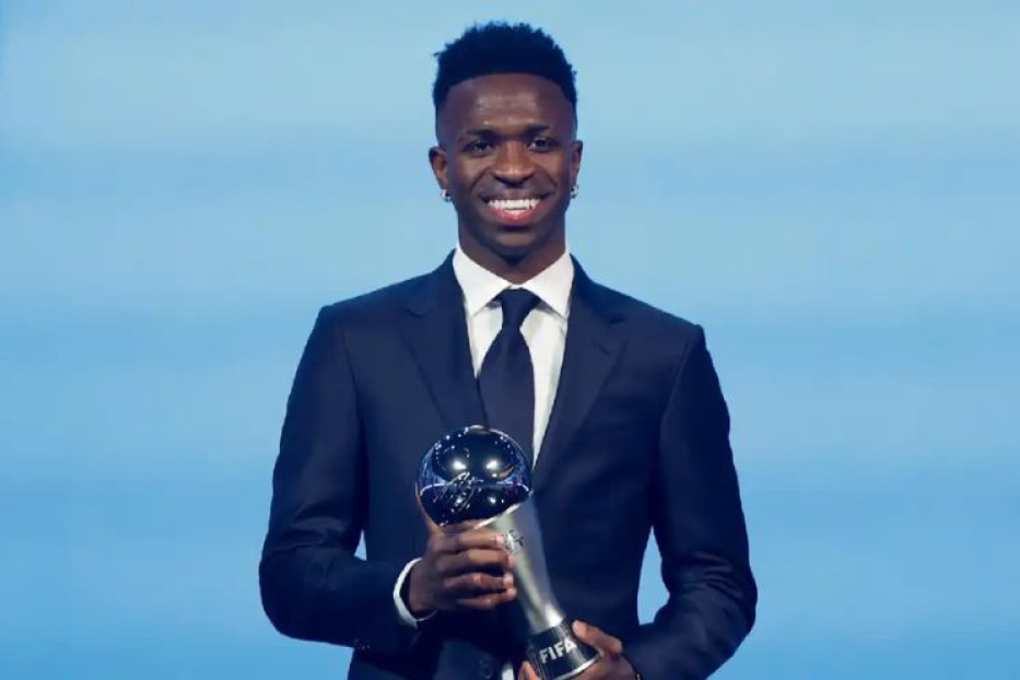 Vinícius Júnior é eleito o melhor do mundo no FIFA The Best 2024. Saiba Mais