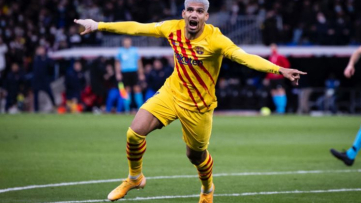 PSG Mostra Interesse em Ronald Araújo, Zagueiro do Barcelona PSG Mostra Interesse em Ronald Araújo, Zagueiro do Barcelona