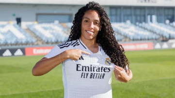 Yasmim: Da Glória no Corinthians ao Novo Desafio no Real Madrid Yasmim: Da Glória no Corinthians ao Novo Desafio no Real Madrid
