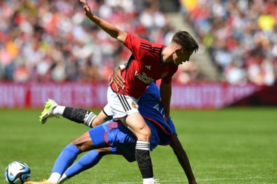 Manchester United em Crise: Análise da Temporada 2024/2025