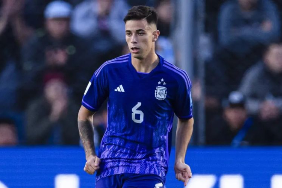 Palmeiras negocia com Valentín Gómez, zagueiro do Vélez, por R$ 72 milhões