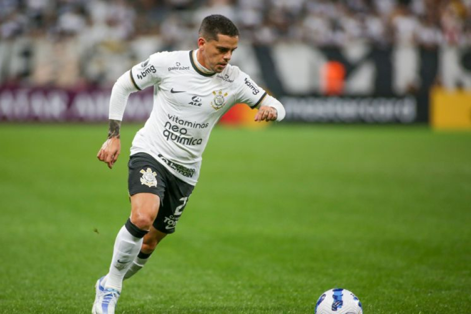 Saída de Fagner do Corinthians: Entenda os Motivos e Impactos no Clube em 2025