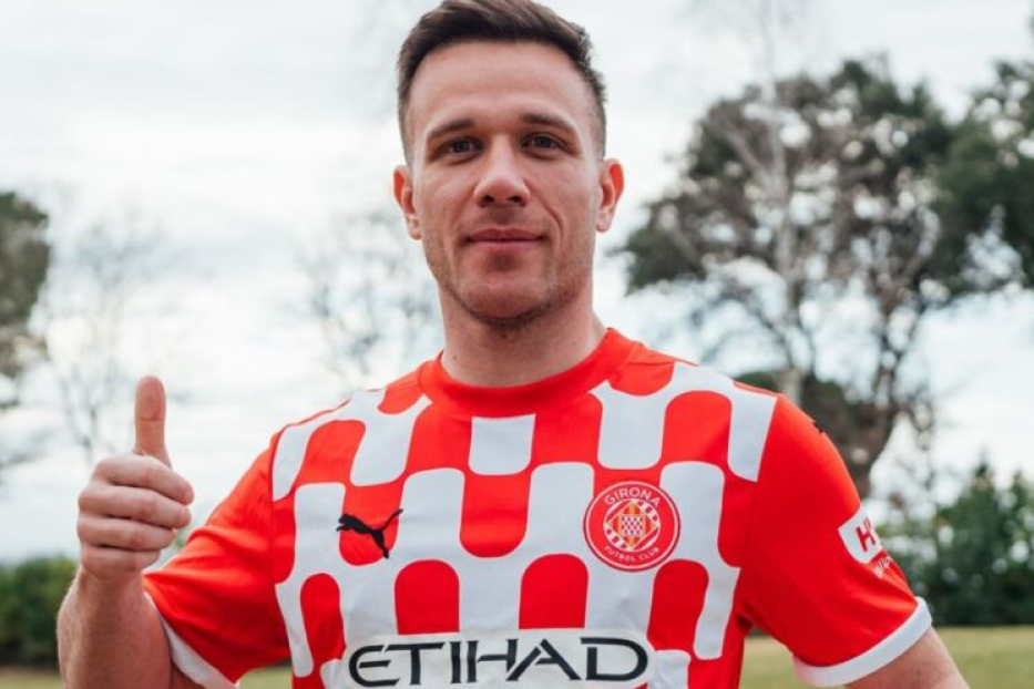 Arthur Melo Acerta com o Girona e Busca Retomada no Futebol Europeu
