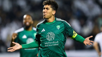Roberto Firmino: Flamengo e Palmeiras Tentam Contratação, Mas Futuro Ainda é Incerto Roberto Firmino: Flamengo e Palmeiras Tentam Contratação, Mas Futuro Ainda é Incerto