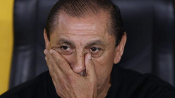 Ramón Díaz segue no Corinthians: Diretoria mantém Confiança mesmo após Derrota na Libertadores