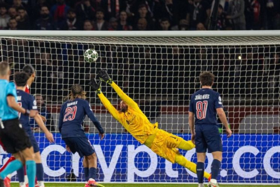 Oitavas da Champions League 2025: Bayern vence fácil; PSG elimina Liverpool nos pênaltis
