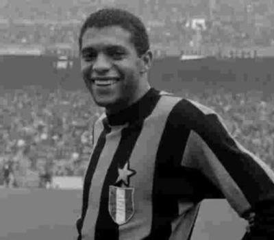 Morre Jair da Costa, ex-Seleção Brasileira e ídolo da Inter de Milão, aos 84 anos