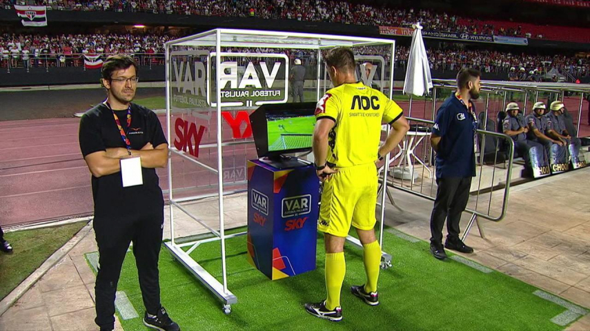 VAR: você é contra ou a favor? VAR: você é contra ou a favor?